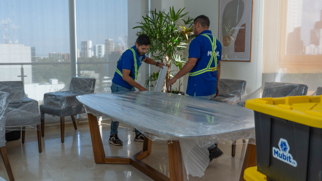 Protección de muebles para almacenaje por remodelación con Mubit