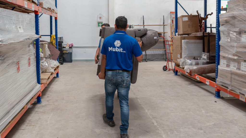Bodega temporal para guardar muebles nuevos mientras remodelas o te mudas